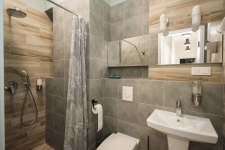 Tips For Choosing The Perfect Bathroom Fixtures